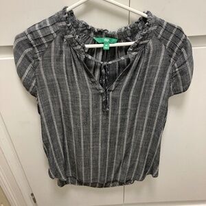Dip brand top with grey and white stripes